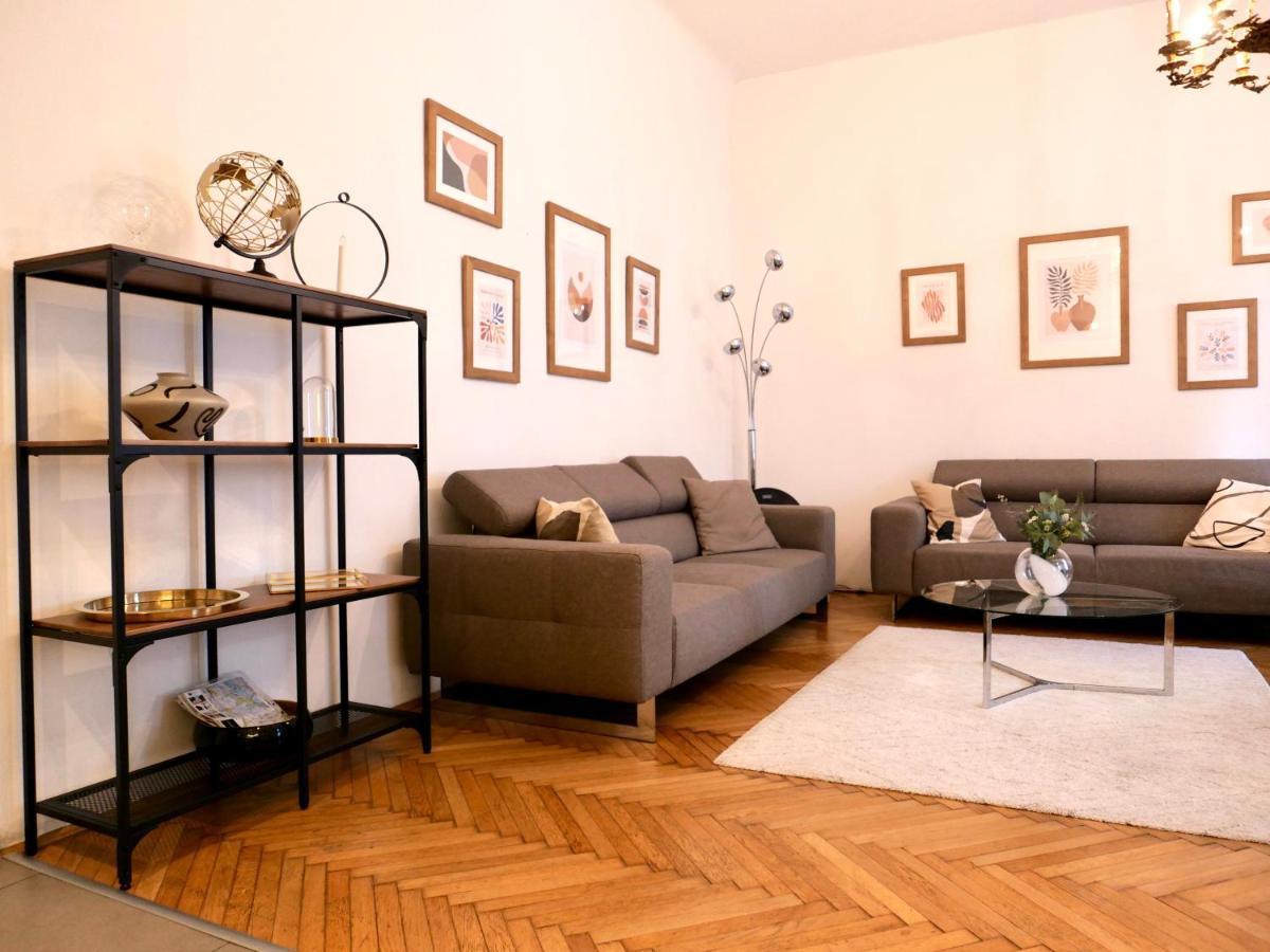 דירה Contemporary Vaci Utca *